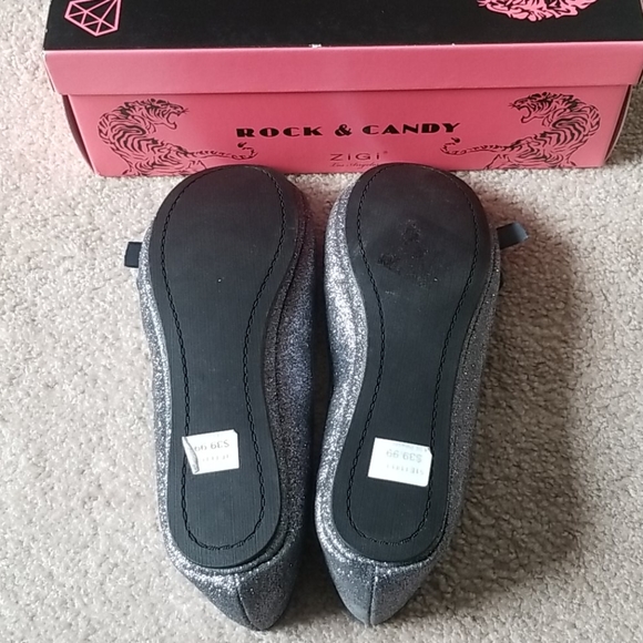 Sparkly slip ons - Picture 3 of 4